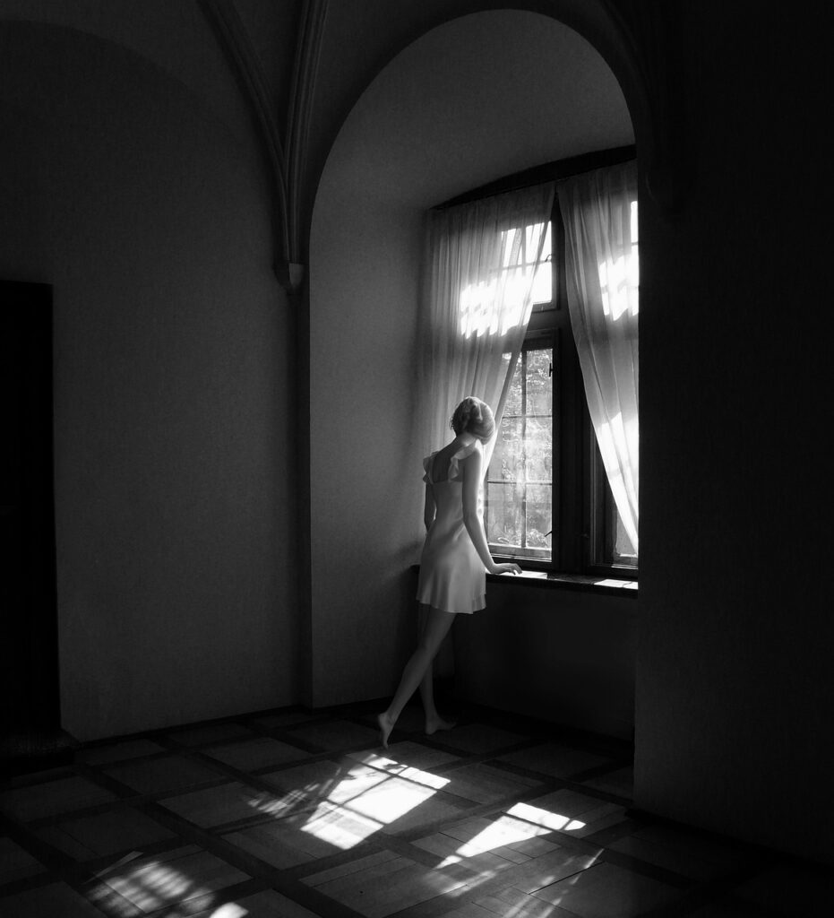 white and black, window, girl-1678414.jpg